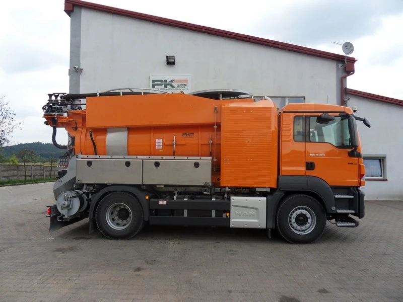 Kępno — Pojazd z recyklingiem 
Typ:MAN TGS 18.320 
Rok produkcji: 2014 (nowy) 
Zabudowa: FFG Flensburg