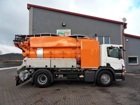 Legnica — Pojazd dwu-funkcyjny typu Kombi
Typ:Scania P320
Rok produkcji: 2016(nowy)
Zabudowa: FFG Flensburg