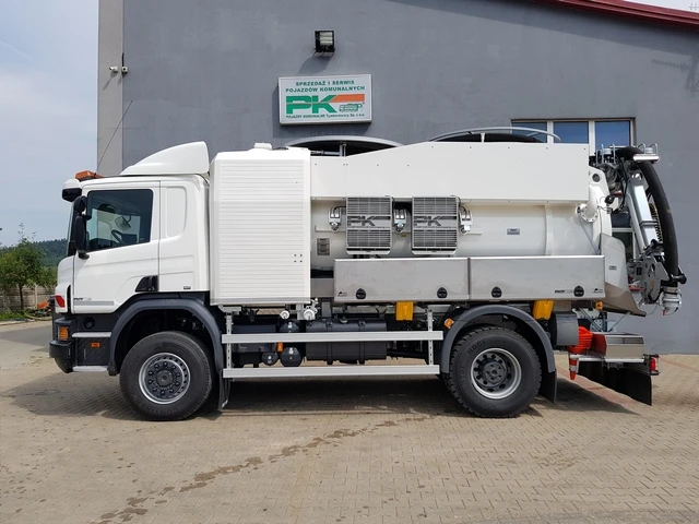 Tarnowskie Góry — Pojazd dwu-funkcyjny typu Kombi
Typ:Scania P370
Rok produkcji: 2018(nowy)
Zabudowa: FFG Flensburg