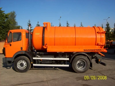 Września — Pojazd asenizacyjny Typ: MB1820 Rok produkcji: 1996 Zabudowa: Haller