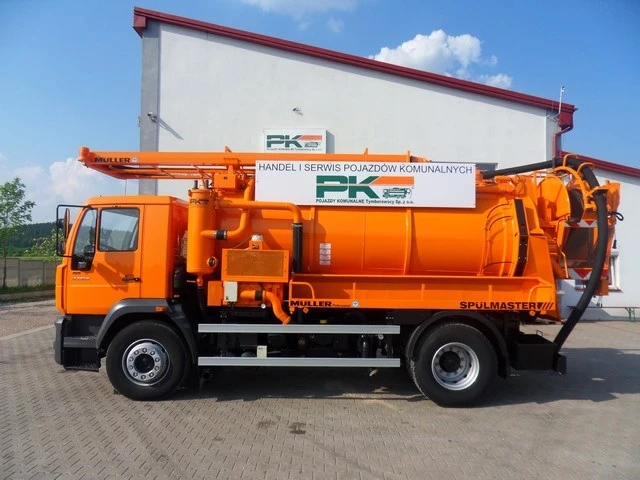 Brodnica — Pojazd dwu-funkcyjny typu Kombi 
Typ: MAN LE 280 
Rok produkcji: 2001 
Zabudowa: Muller Umwelttechnik