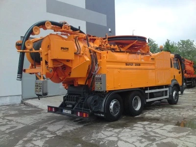 Jaworzno — Pojazd z recyklingiem Typ: MB2531 Rok produkcji: 1993 Zabudowa: Wiedemann & Reichhardt